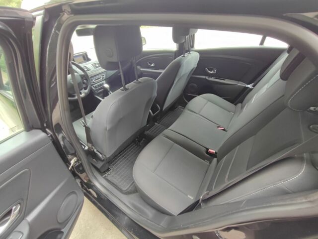 Черный Рено Меган, объемом двигателя 1.5 л и пробегом 254 тыс. км за 6700 $, фото 8 на Automoto.ua