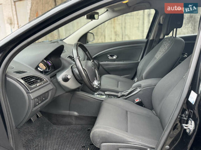 Черный Рено Меган, объемом двигателя 1.46 л и пробегом 260 тыс. км за 7500 $, фото 21 на Automoto.ua