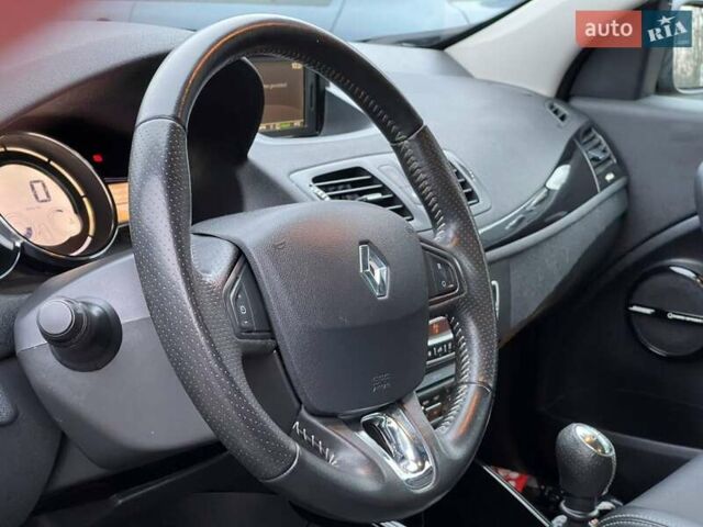 Черный Рено Меган, объемом двигателя 1.5 л и пробегом 214 тыс. км за 8800 $, фото 67 на Automoto.ua