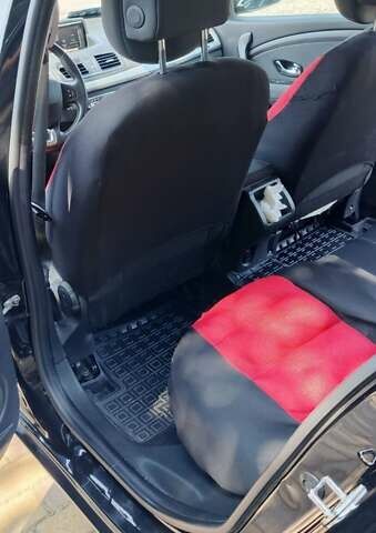 Чорний Рено Меган, об'ємом двигуна 1.46 л та пробігом 274 тис. км за 8500 $, фото 14 на Automoto.ua