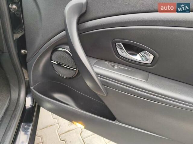 Черный Рено Меган, объемом двигателя 1.5 л и пробегом 215 тыс. км за 8200 $, фото 16 на Automoto.ua