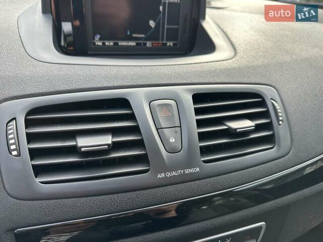 Черный Рено Меган, объемом двигателя 1.6 л и пробегом 198 тыс. км за 9200 $, фото 55 на Automoto.ua