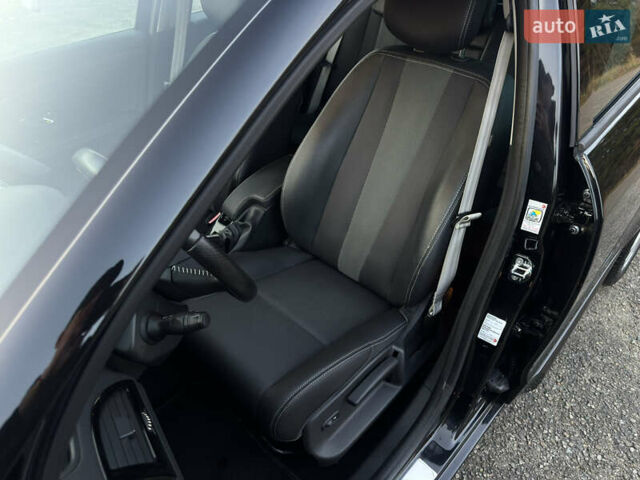 Черный Рено Меган, объемом двигателя 1.5 л и пробегом 240 тыс. км за 8950 $, фото 60 на Automoto.ua