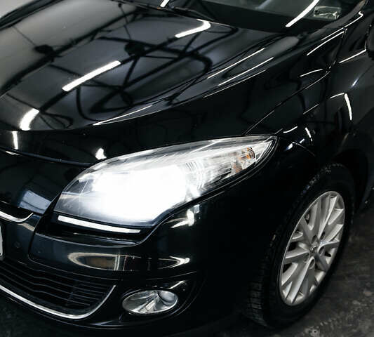 Черный Рено Меган, объемом двигателя 1.46 л и пробегом 290 тыс. км за 8400 $, фото 10 на Automoto.ua