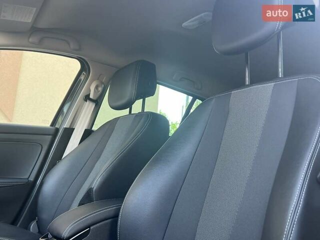 Чорний Рено Меган, об'ємом двигуна 1.5 л та пробігом 264 тис. км за 9300 $, фото 8 на Automoto.ua