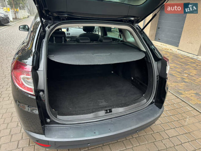 Черный Рено Меган, объемом двигателя 1.5 л и пробегом 290 тыс. км за 8350 $, фото 43 на Automoto.ua