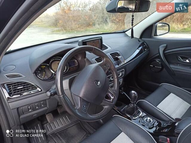 Чорний Рено Меган, об'ємом двигуна 1.46 л та пробігом 219 тис. км за 8600 $, фото 78 на Automoto.ua