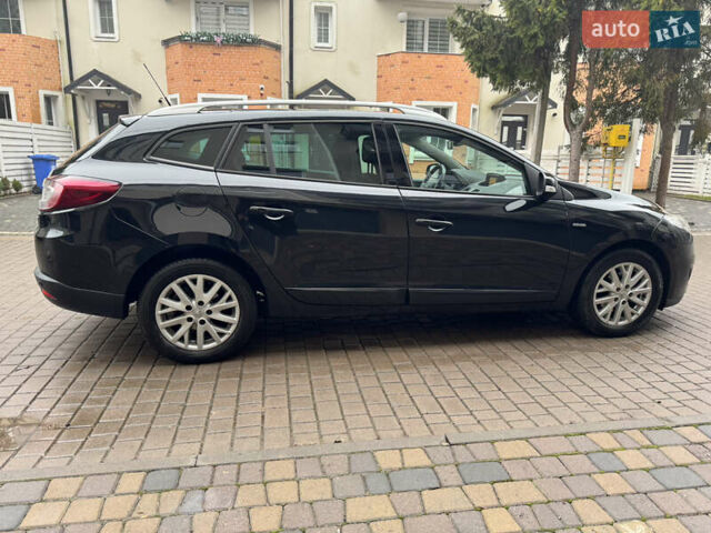 Черный Рено Меган, объемом двигателя 1.5 л и пробегом 290 тыс. км за 8350 $, фото 26 на Automoto.ua