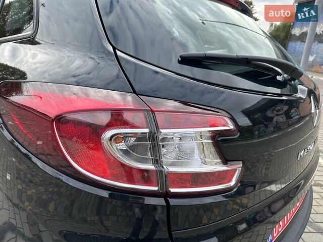 Чорний Рено Меган, об'ємом двигуна 1.6 л та пробігом 198 тис. км за 9500 $, фото 34 на Automoto.ua