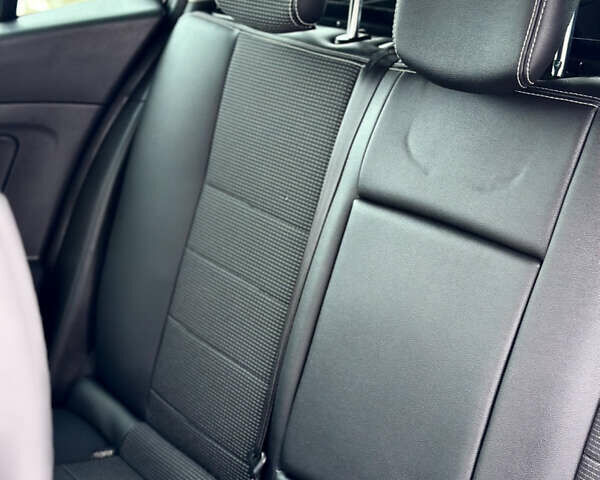 Чорний Рено Меган, об'ємом двигуна 1.5 л та пробігом 238 тис. км за 9600 $, фото 32 на Automoto.ua