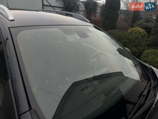 Черный Рено Меган, объемом двигателя 1.5 л и пробегом 238 тыс. км за 9200 $, фото 16 на Automoto.ua