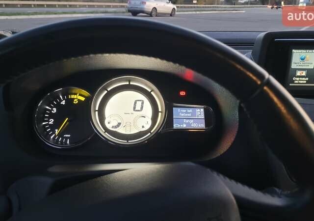Черный Рено Меган, объемом двигателя 1.46 л и пробегом 223 тыс. км за 8000 $, фото 6 на Automoto.ua