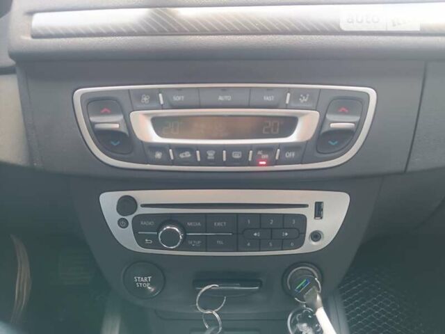 Чорний Рено Меган, об'ємом двигуна 1.5 л та пробігом 271 тис. км за 8200 $, фото 12 на Automoto.ua