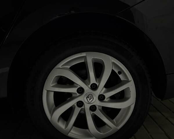 Рено Меган 2013 в Львове на Automoto.ua Черный Рено Меган, объемом двигателя 1.46 л и пробегом 248 тыс. км за 8500 $, фото 14 на Automoto.ua