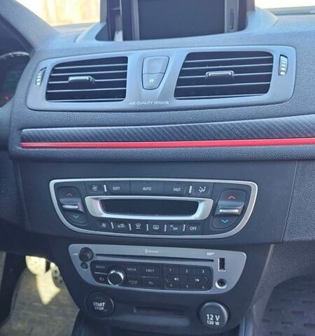 Черный Рено Меган, объемом двигателя 1.46 л и пробегом 200 тыс. км за 4950 $, фото 14 на Automoto.ua