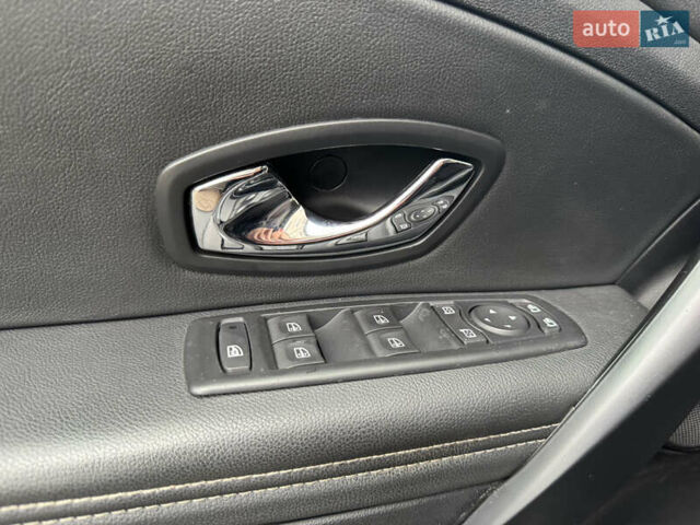 Черный Рено Меган, объемом двигателя 1.5 л и пробегом 290 тыс. км за 8350 $, фото 55 на Automoto.ua