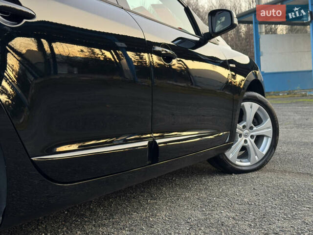 Черный Рено Меган, объемом двигателя 1.5 л и пробегом 240 тыс. км за 8950 $, фото 18 на Automoto.ua