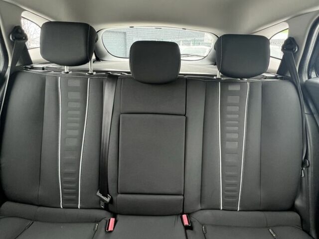 Чорний Рено Меган, об'ємом двигуна 0 л та пробігом 229 тис. км за 8900 $, фото 22 на Automoto.ua