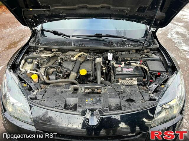 Рено Меган 2013 в Бердичеве на Automoto.ua Черный Рено Меган, объемом двигателя 1.5 л и пробегом 179 тыс. км за 8100 $, фото 5 на Automoto.ua