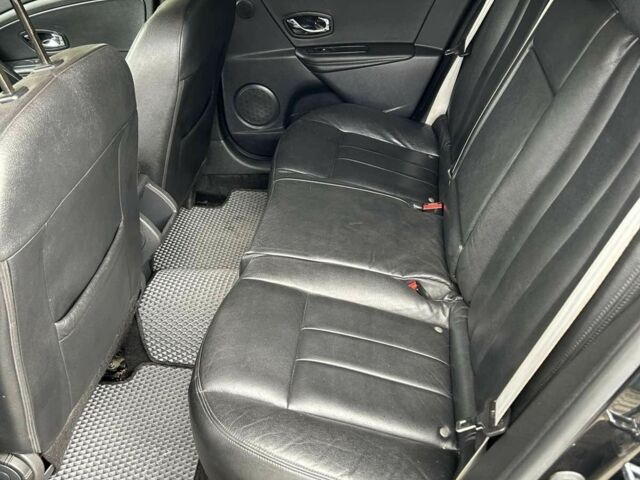 Черный Рено Меган, объемом двигателя 1.5 л и пробегом 345 тыс. км за 8300 $, фото 20 на Automoto.ua