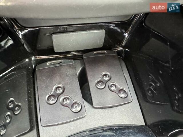 Черный Рено Меган, объемом двигателя 1.6 л и пробегом 198 тыс. км за 9200 $, фото 58 на Automoto.ua