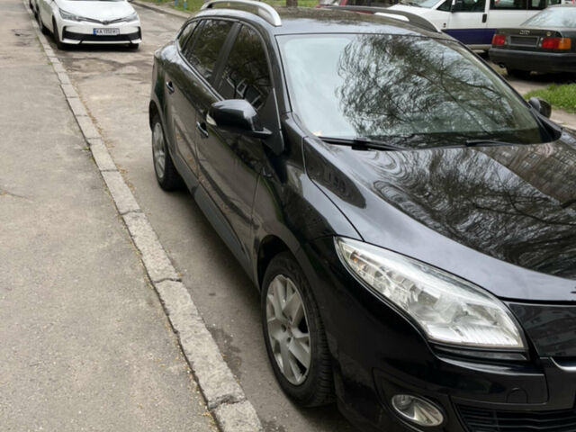 Черный Рено Меган, объемом двигателя 1.5 л и пробегом 280 тыс. км за 8100 $, фото 5 на Automoto.ua