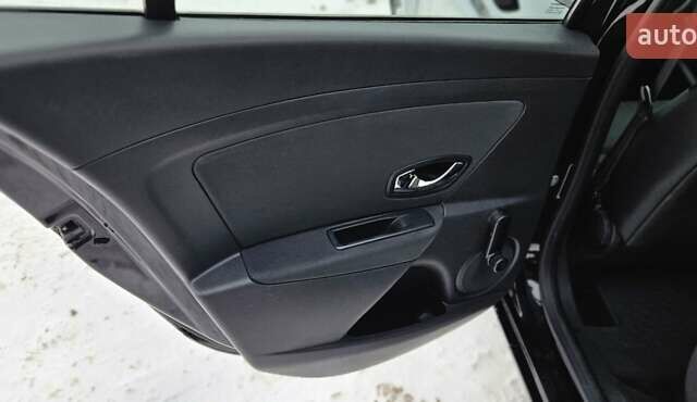 Чорний Рено Меган, об'ємом двигуна 1.5 л та пробігом 217 тис. км за 8250 $, фото 27 на Automoto.ua