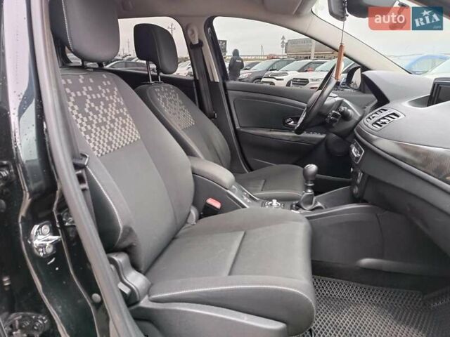 Черный Рено Меган, объемом двигателя 1.5 л и пробегом 248 тыс. км за 9540 $, фото 35 на Automoto.ua