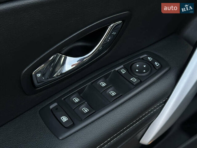 Черный Рено Меган, объемом двигателя 1.5 л и пробегом 240 тыс. км за 8950 $, фото 50 на Automoto.ua