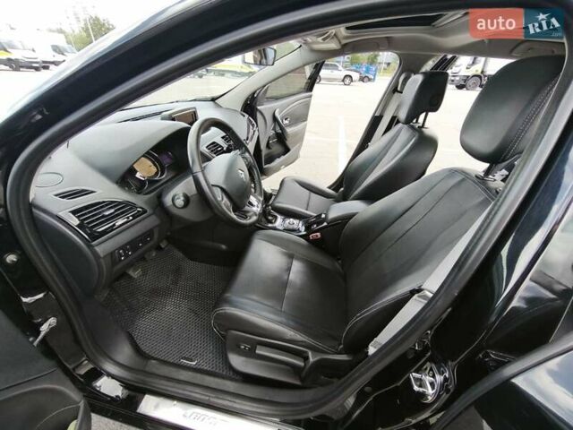 Черный Рено Меган, объемом двигателя 1.46 л и пробегом 350 тыс. км за 9000 $, фото 9 на Automoto.ua