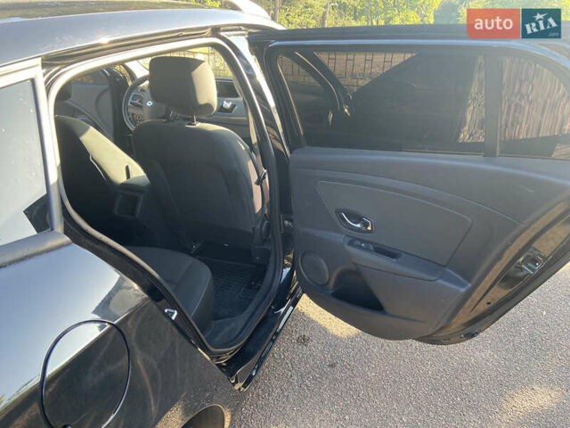 Черный Рено Меган, объемом двигателя 1.5 л и пробегом 236 тыс. км за 7500 $, фото 23 на Automoto.ua