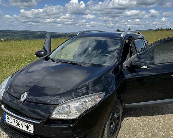 Черный Рено Меган, объемом двигателя 1.5 л и пробегом 195 тыс. км за 5500 $, фото 2 на Automoto.ua