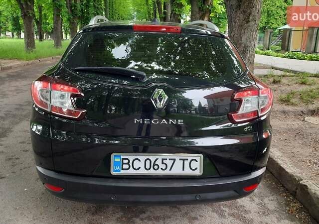 Черный Рено Меган, объемом двигателя 1.5 л и пробегом 276 тыс. км за 8000 $, фото 13 на Automoto.ua