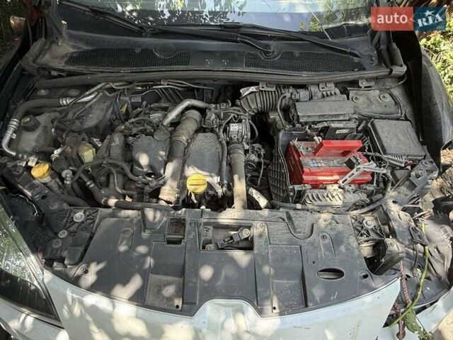 Черный Рено Меган, объемом двигателя 1.46 л и пробегом 250 тыс. км за 2800 $, фото 6 на Automoto.ua