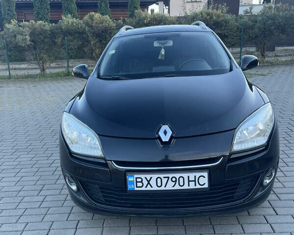 Черный Рено Меган, объемом двигателя 1.46 л и пробегом 206 тыс. км за 7000 $, фото 2 на Automoto.ua