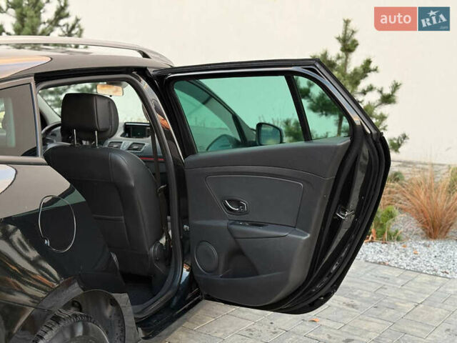 Черный Рено Меган, объемом двигателя 1.5 л и пробегом 238 тыс. км за 8700 $, фото 42 на Automoto.ua