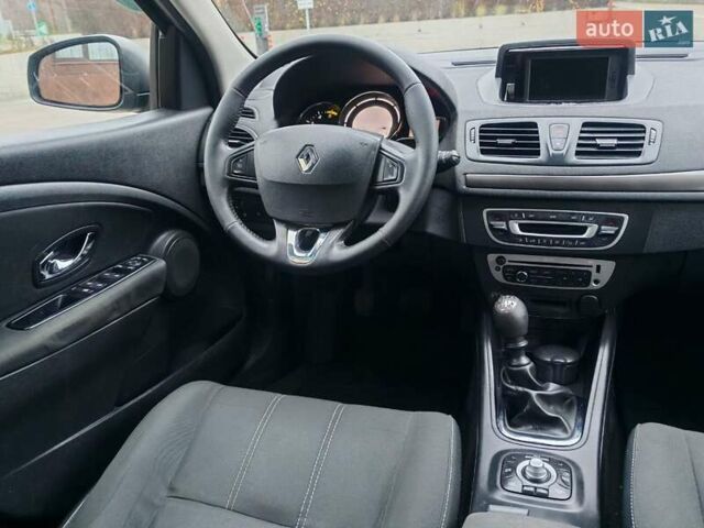 Чорний Рено Меган, об'ємом двигуна 1.5 л та пробігом 217 тис. км за 8200 $, фото 16 на Automoto.ua