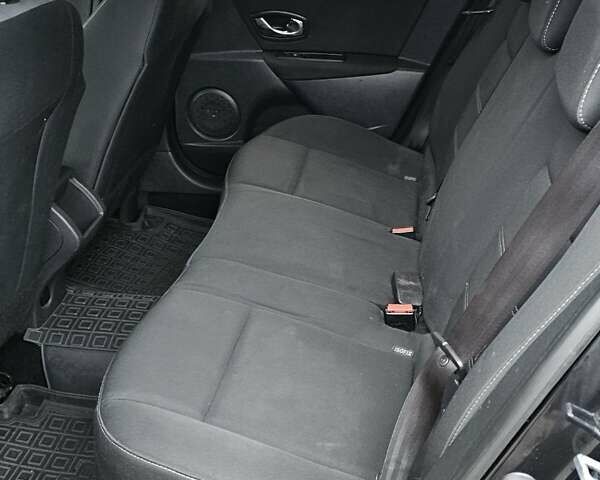 Черный Рено Меган, объемом двигателя 1.46 л и пробегом 310 тыс. км за 4900 $, фото 16 на Automoto.ua