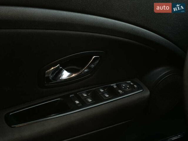 Черный Рено Меган, объемом двигателя 1.46 л и пробегом 286 тыс. км за 7600 $, фото 15 на Automoto.ua