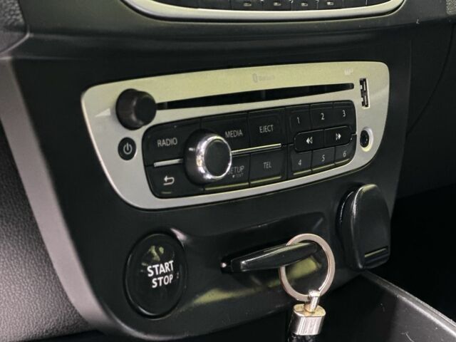 Чорний Рено Меган, об'ємом двигуна 1.5 л та пробігом 254 тис. км за 8700 $, фото 6 на Automoto.ua