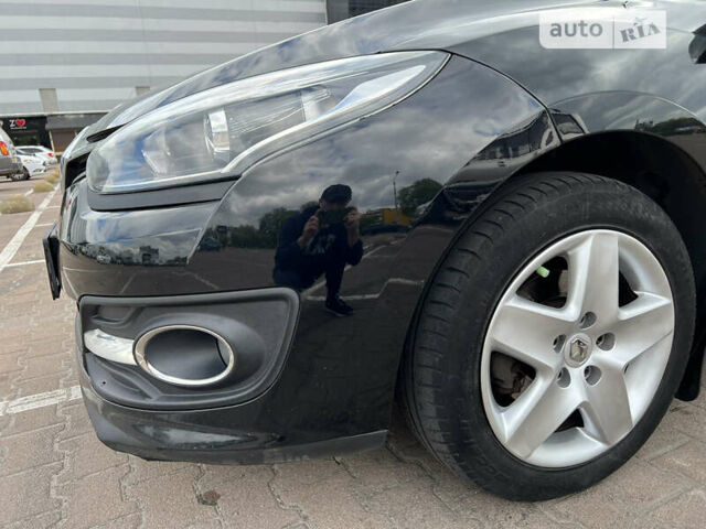 Черный Рено Меган, объемом двигателя 1.5 л и пробегом 240 тыс. км за 8900 $, фото 23 на Automoto.ua