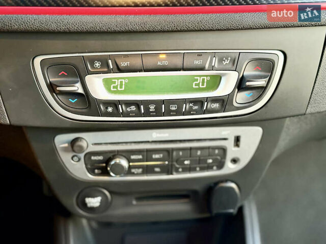 Чорний Рено Меган, об'ємом двигуна 1.5 л та пробігом 201 тис. км за 8700 $, фото 42 на Automoto.ua