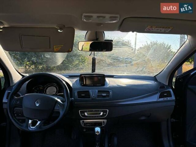 Черный Рено Меган, объемом двигателя 1.46 л и пробегом 308 тыс. км за 7500 $, фото 8 на Automoto.ua