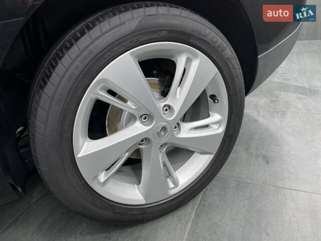 Чорний Рено Меган, об'ємом двигуна 1.6 л та пробігом 128 тис. км за 8900 $, фото 30 на Automoto.ua