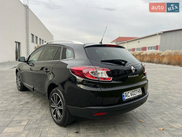 Черный Рено Меган, объемом двигателя 1.6 л и пробегом 221 тыс. км за 10900 $, фото 3 на Automoto.ua