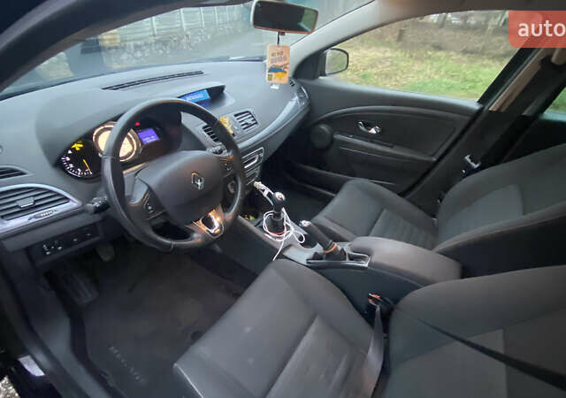 Черный Рено Меган, объемом двигателя 1.5 л и пробегом 214 тыс. км за 8700 $, фото 6 на Automoto.ua