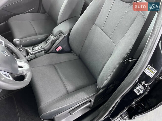 Чорний Рено Меган, об'ємом двигуна 1.6 л та пробігом 128 тис. км за 8900 $, фото 50 на Automoto.ua
