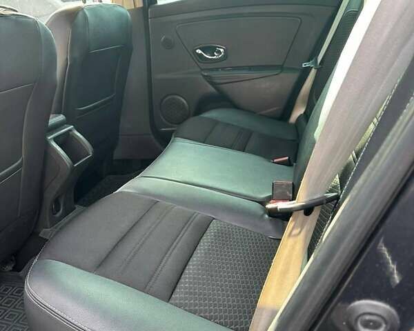 Черный Рено Меган, объемом двигателя 1.5 л и пробегом 256 тыс. км за 8800 $, фото 13 на Automoto.ua