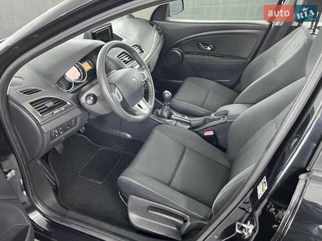 Чорний Рено Меган, об'ємом двигуна 1.6 л та пробігом 128 тис. км за 8900 $, фото 52 на Automoto.ua
