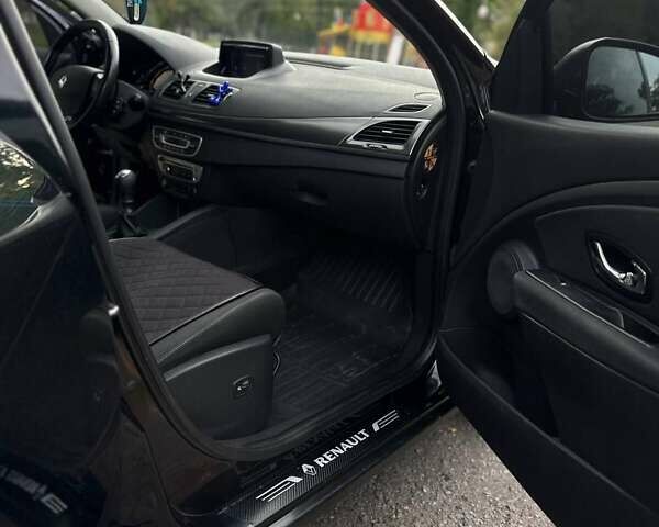 Черный Рено Меган, объемом двигателя 1.5 л и пробегом 282 тыс. км за 8500 $, фото 7 на Automoto.ua